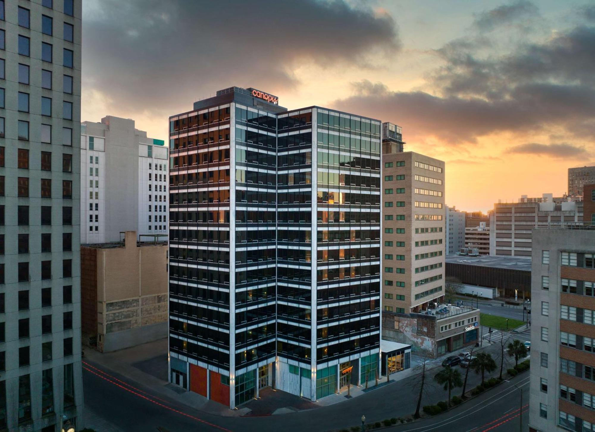 Hotel Canopy By Hilton New Orleans Downtown Exterior foto